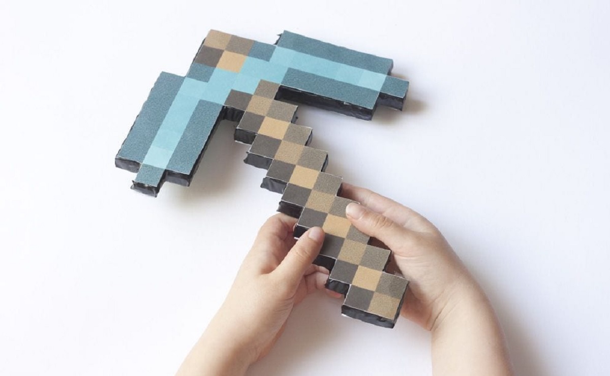 ¡Diviértete con estas plantillas de Minecraft para imprimir y armar!